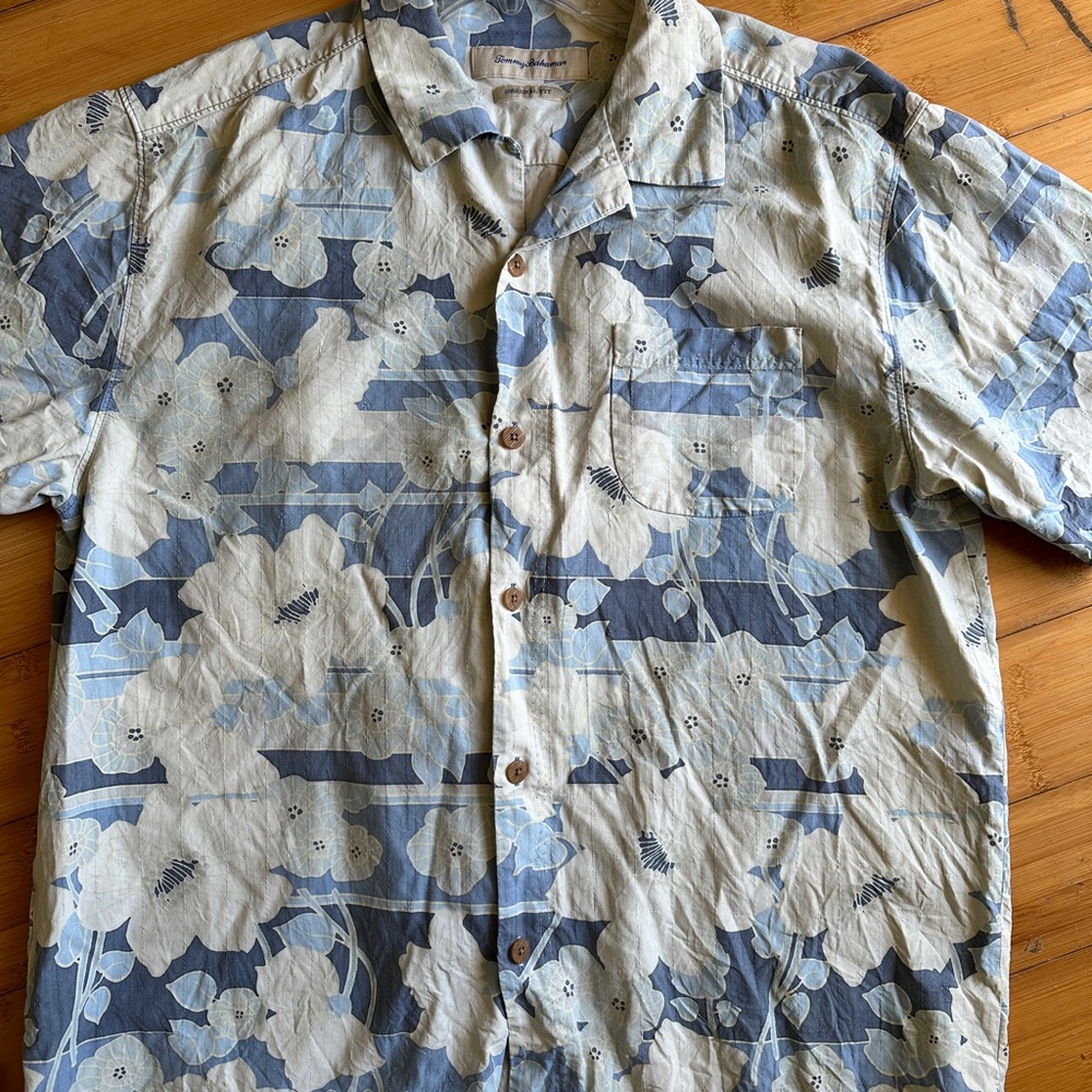 Tommy Bahama Blue and White Casual Button Down Shirt